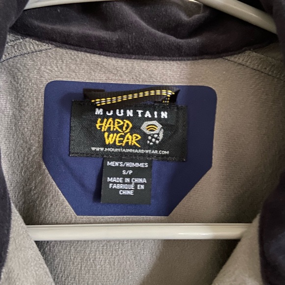 Mountain Hard Wear full zip soft shell waterproof jacket size medium - Picture 3 of 5